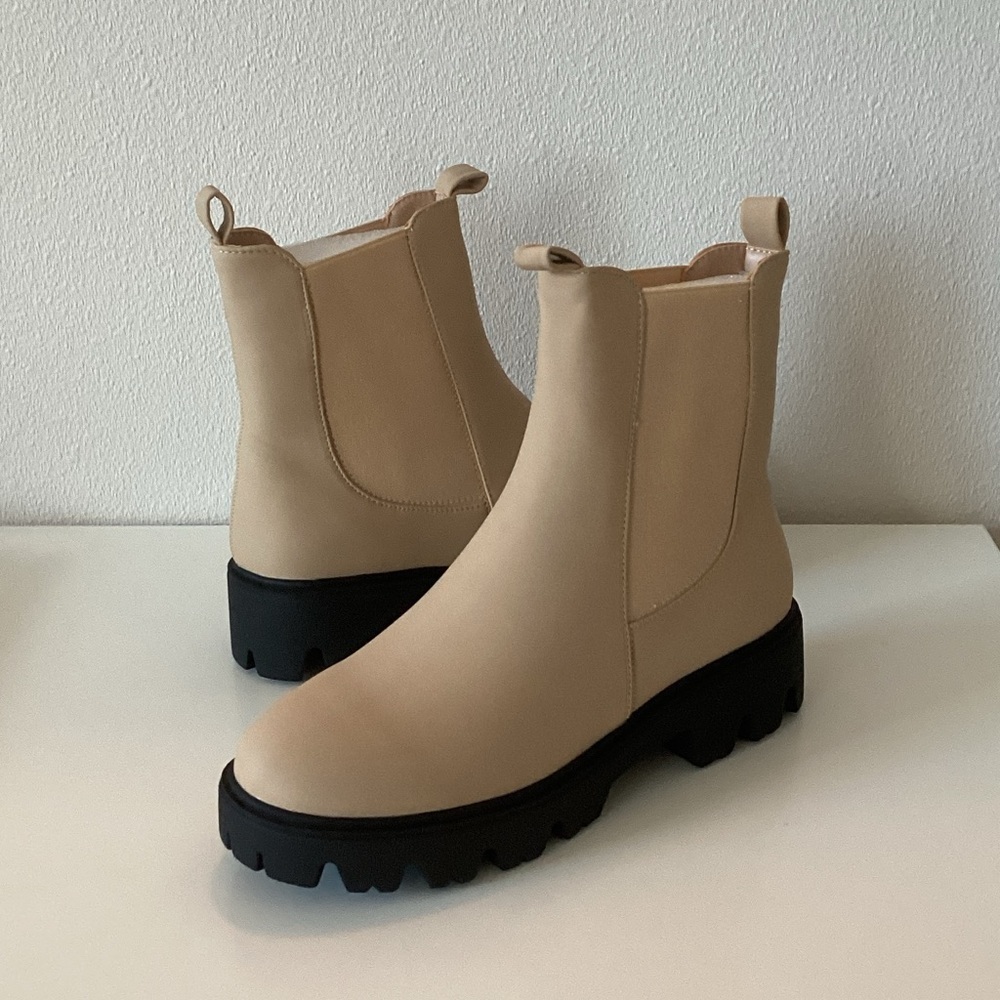 Journee Collection Elegant Tan Ankle Boots with Black Soles